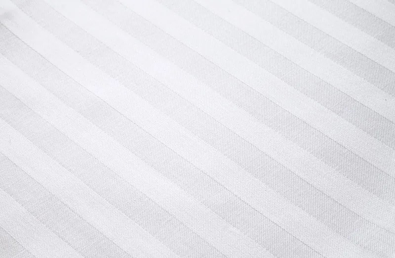 Obliečka na vankúš Atlas Grádl biely prúžok 2 cm česaná bavlna