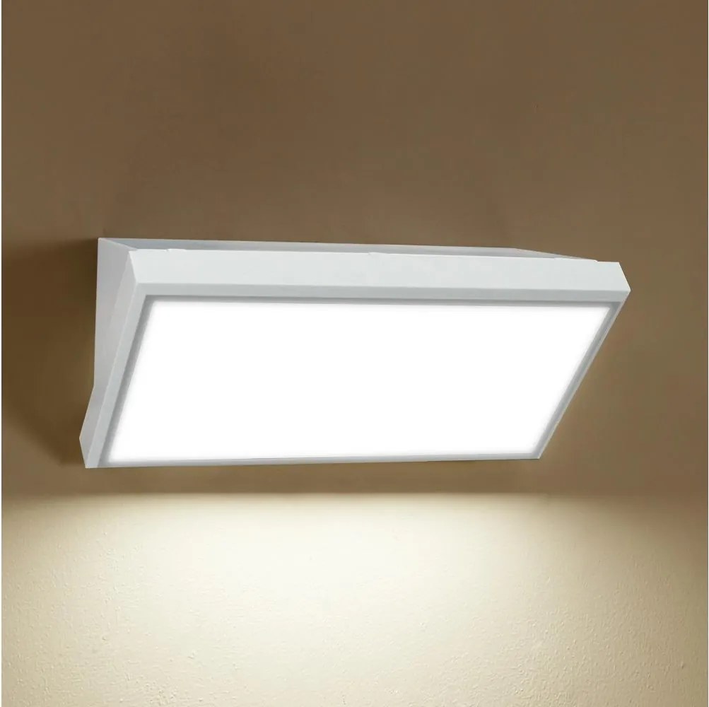 Brilagi - LED Vonkajšie nástenné svietidlo TRIANGLE LED/20W/230V biela IP65