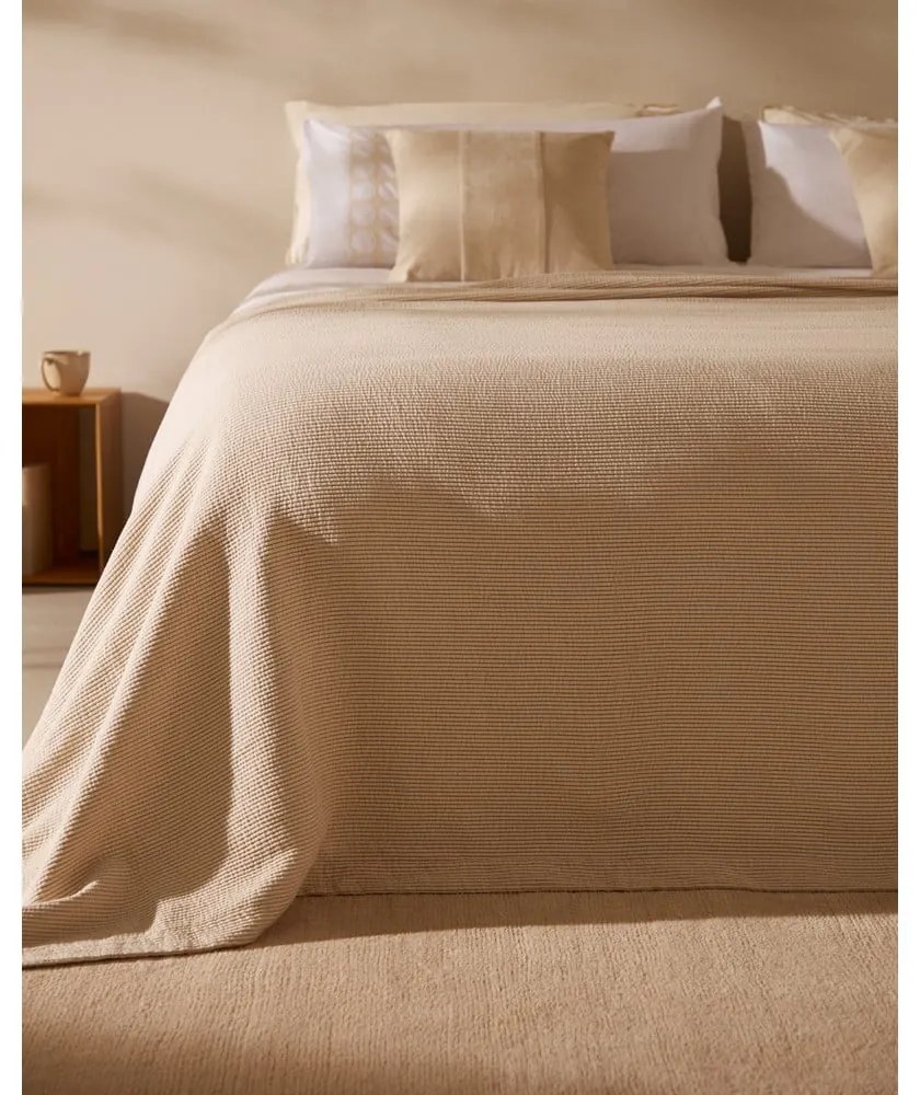 Béžový bavlnený pléd na dvojlôžko 180x250 cm Bedar – Kave Home