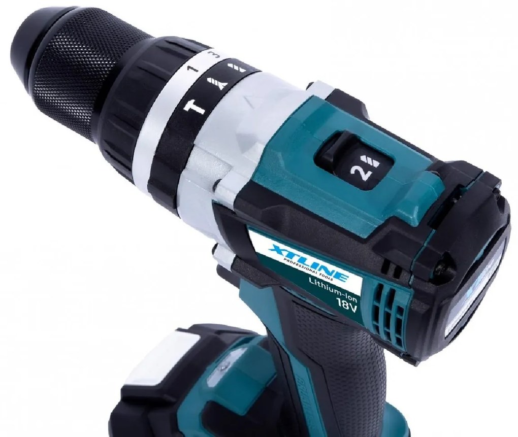 XTline Akumulátorová príklepová vŕtačka 18 V s 2 batériami a kufríkom