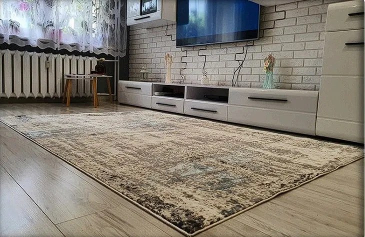 Moderný koberec Luxess 89-Navy v sivo-modrej farbe Rozmer: 60x110 cm