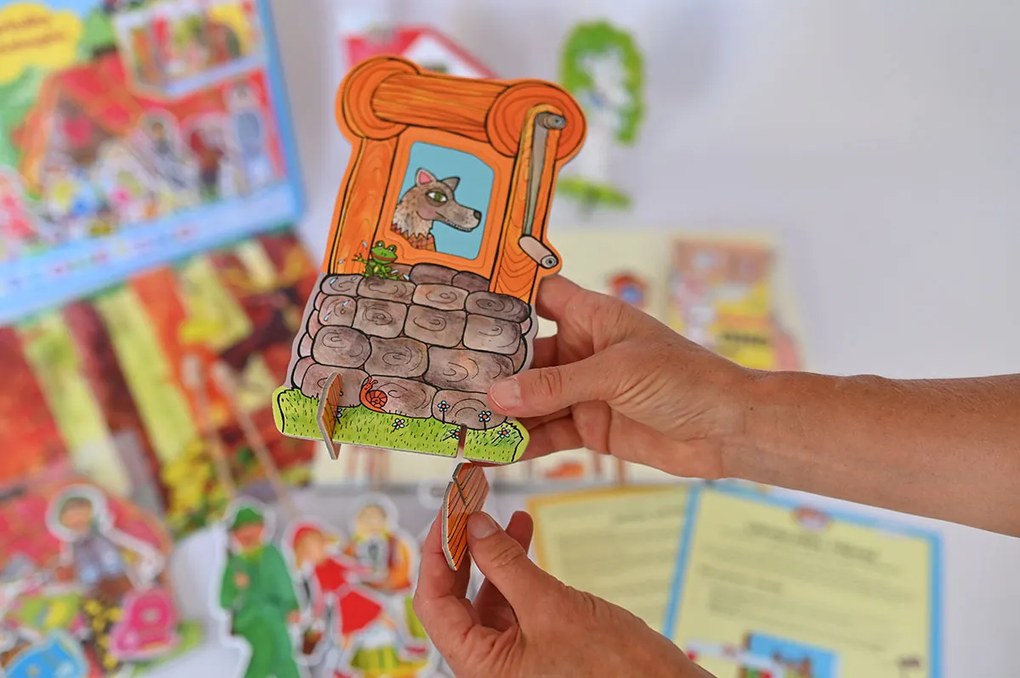 MARIONETINO Bábkové divadlo – Červená Čiapočka a Janko a Marienka (kompletný set, 9 bábok)