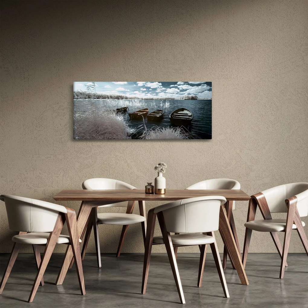 Obraz - Drevené loďky na jazere (120x50 cm)