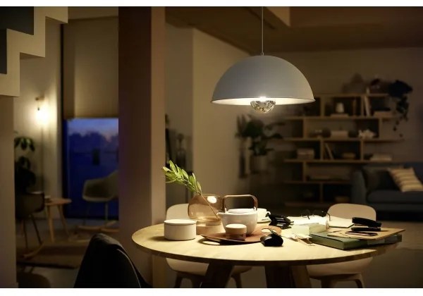 LED Stmievateľná žiarovka so zrkadlovým vrchlíkom Philips G125 E27/7,2W/230V 2700K
