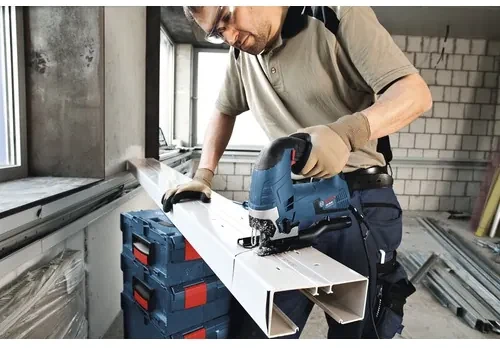 Priamočiara píla Bosch GST 90 BE