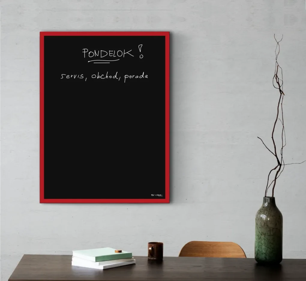 Toptabule.sk MTDRCICER Čierna magnetická tabuľa v červenom drevenom ráme 120x90cm /