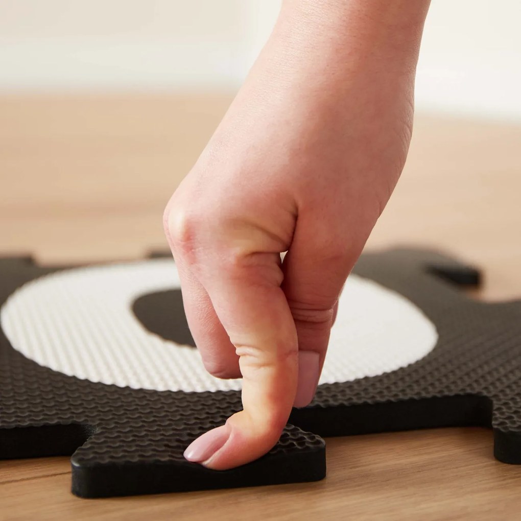 Bieco - Penová hracia podložka s abecedou - puzzle black & white - 26 ks