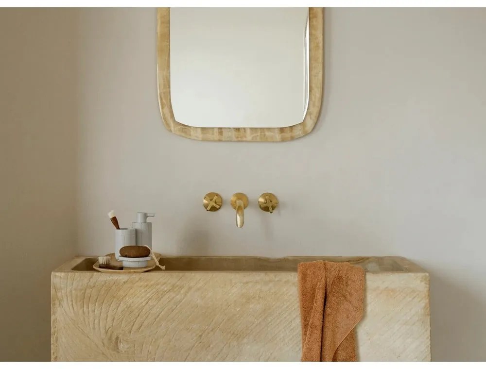 Krémovobiely dávkovač mydla z polyresínu 300 ml Kua – Blomus