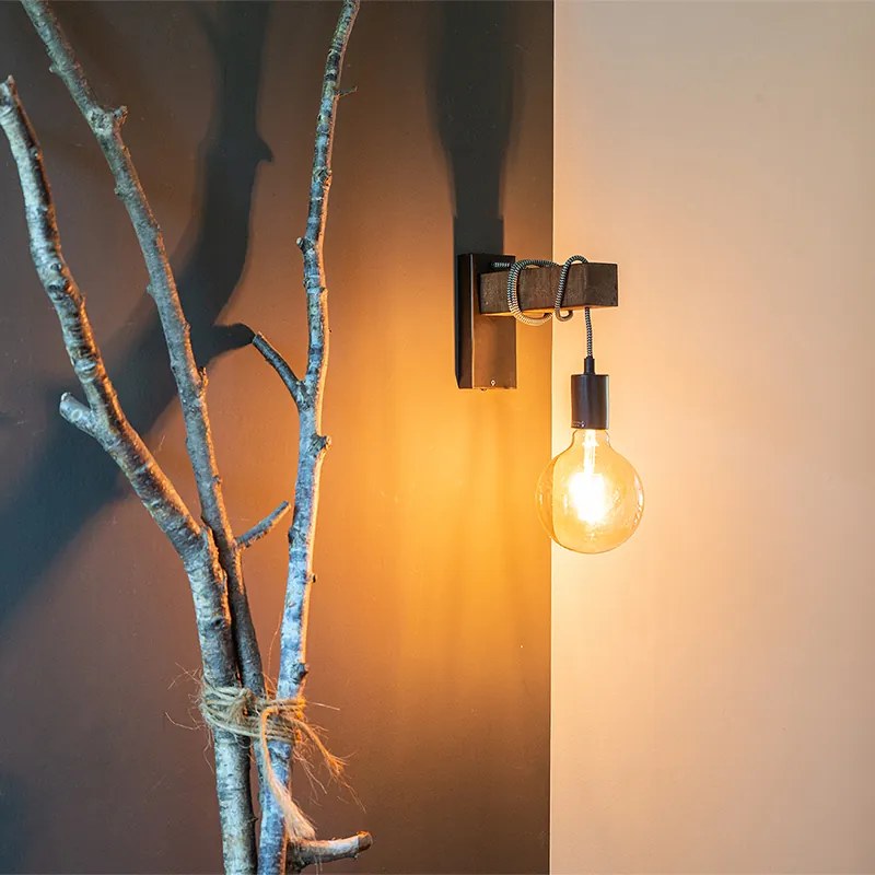 Priemyselná nástenná lampa čierna s drevom - Gallow