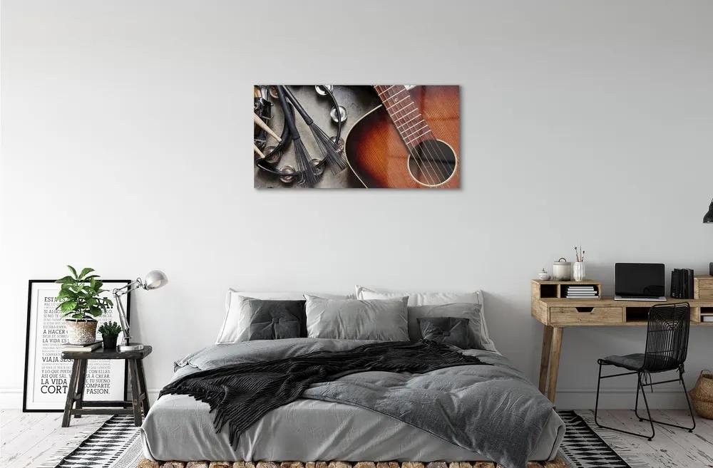 Obraz na skle Gitara Mikrofón tyčinky 125x50 cm