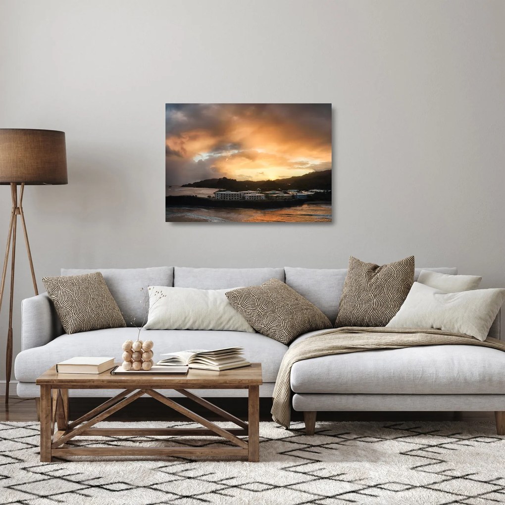 Sklenený obraz - pláž so zatiahnutou oblohou (70x50 cm)