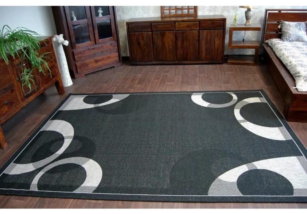 Kusový koberec Pogo čierny 160x230cm