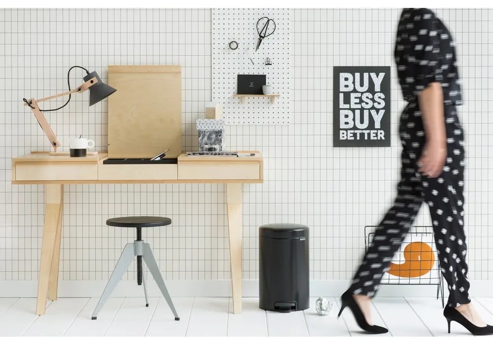 Matne čierny nášľapný oceľový odpadkový kôš 12 l NewIcon – Brabantia