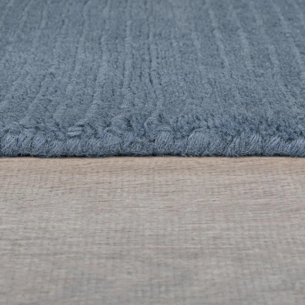 Tmavomodrý ručne tkaný vlnený koberec 200x290 cm Textured Wool Border – Flair Rugs