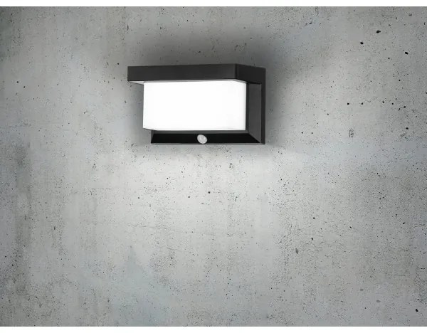 Eglo 48968- LED Solárne nástenné svietidlo so senzorom UTRERA LED/3,84W/3,7V IP44