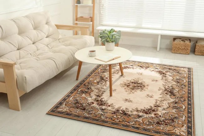 Koberec Agnella Isfahan Dafne svetlobéžový