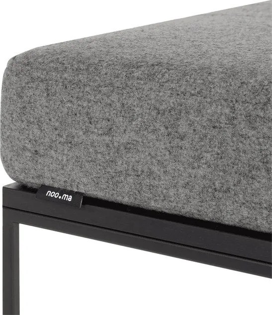 Sivá čalúnená stolička Feo – noo.ma