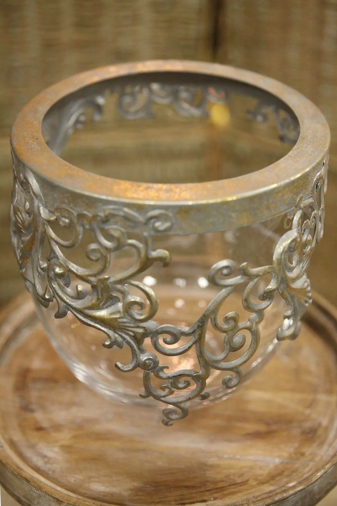 Sklenená nádoba s kovovým ornamentom 20cm