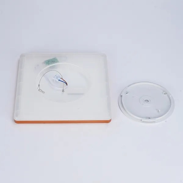 Brilagi - LED kúpeľňové stropné svietidlo ULTRA SLIM LED/18W/230V 30x30 cm ružové zlato IP54