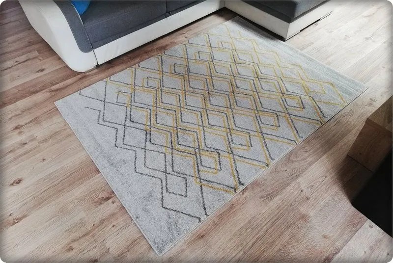 Dekorstudio Moderný koberec RELAX - Žltá sieť Rozmer koberca: 160x220cm