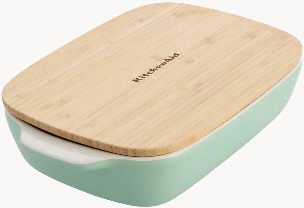 Zapekacia misa's bambusovou pokrievkou Spatia