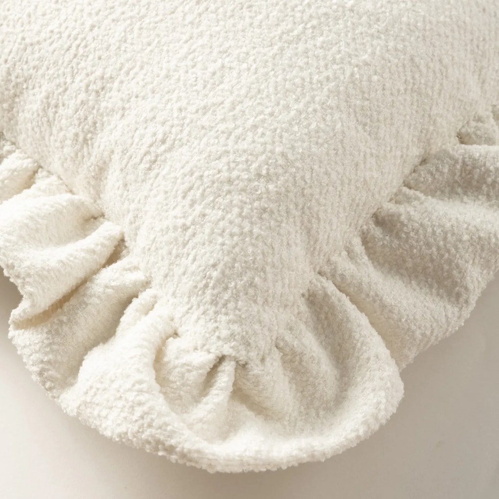 Obliečka na vankúš Paula volánom