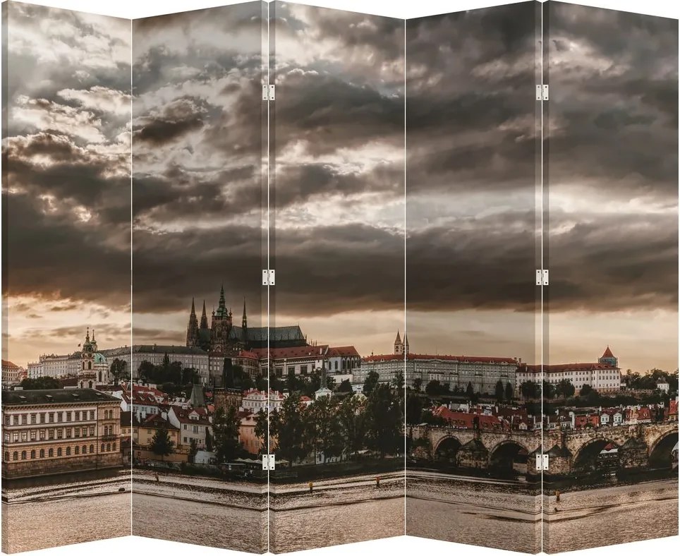 Paraván - Zamračená Praha (210x170 cm)