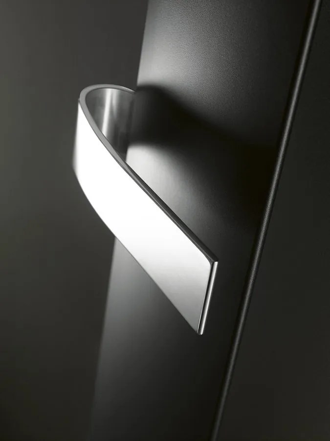 Ridea Ridea, OTHELLO MONO SLIM vykurovacie teleso hliníkové 300x1890mm, čierna mat, 2301189030SN