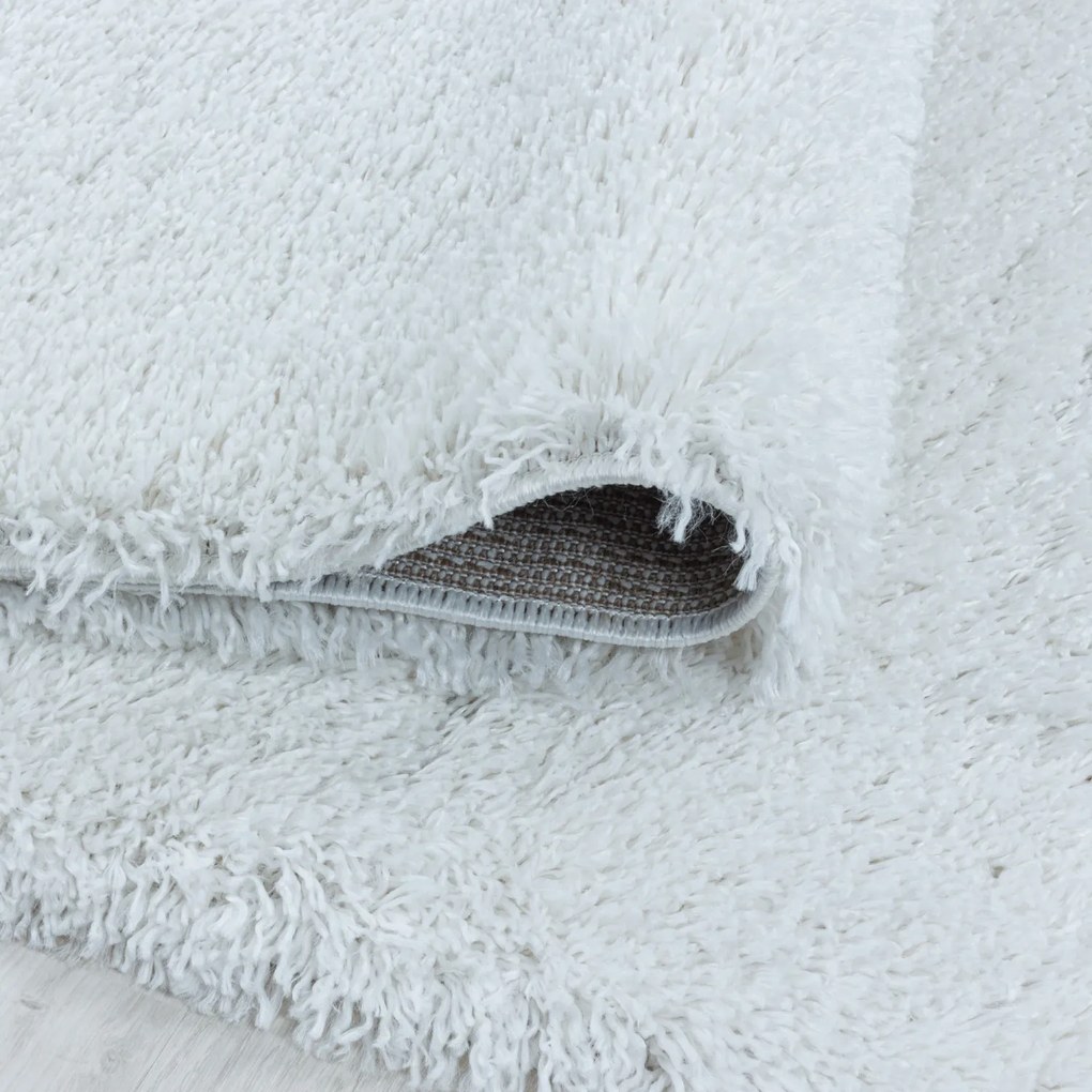 Ayyildiz, Kusový koberec Fluffy Shaggy 3500 white, 160x230, biela, obývacia izba