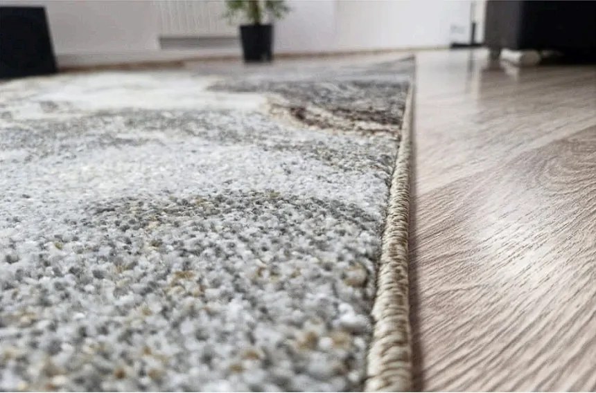 Moderný koberec Villa 847 v hnedo-sivom prevedení Rozmer: 60x100 cm