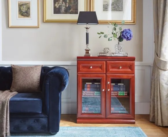 Komoda do kancelárie so sklenenými dvierkami Diamante