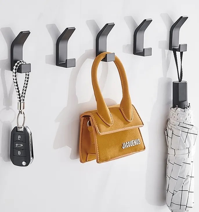 Súprava 5 čiernych háčikov Omnos