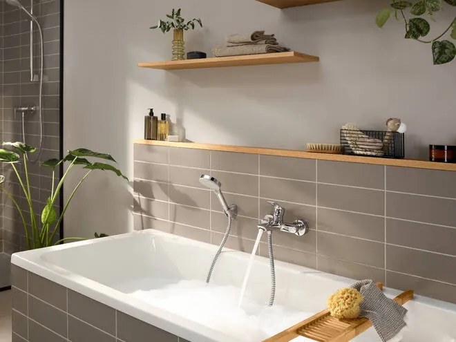 Hansgrohe Rebris E, nástenná vaňová batéria, chrómová, HAN-72450000