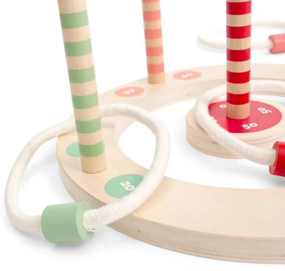 Hádzanie krúžkov na cieľ