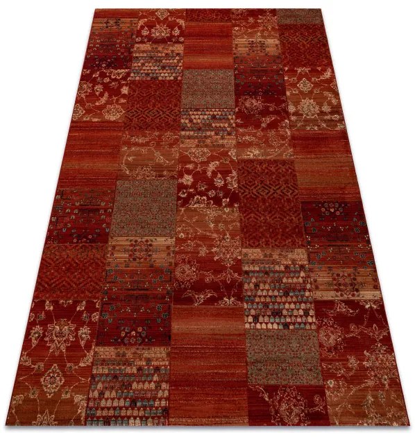 Koberec KASHQAI 4327 300 Patchwork bordový