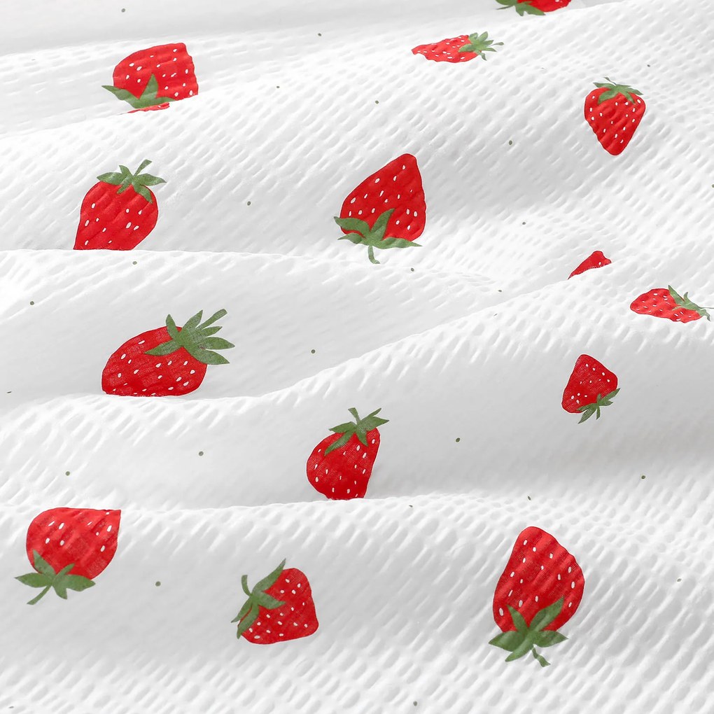 Goldea krepové posteľné obliečky - svieže jahody 150 x 200 a 50 x 60 cm