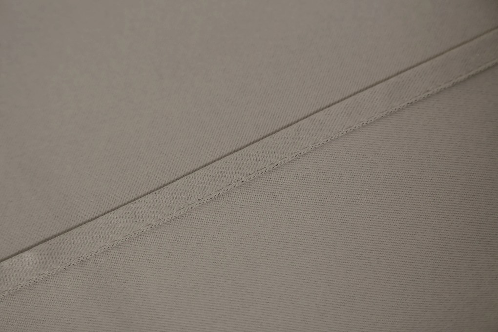 Svetlohnedý záves OXFORD 140x250 cm Zavesenie: Kovové krúžky