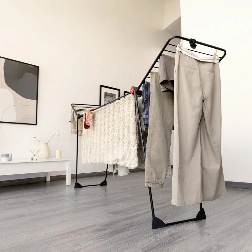 Čierny sušiak na bielizeň Infinity Flex 30m – Vileda