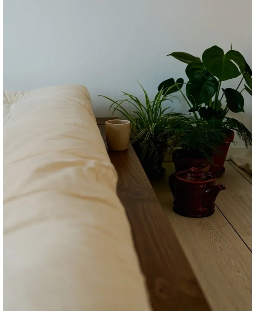 Hnedá jednolôžková posteľ z borovicového dreva s roštom 90x200 cm Japan – Karup Design