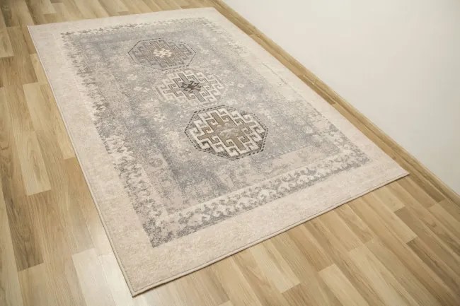 Koberec Dywilan Moon Torino Silver kosoštvorce / ornamenty, sivý / modrý