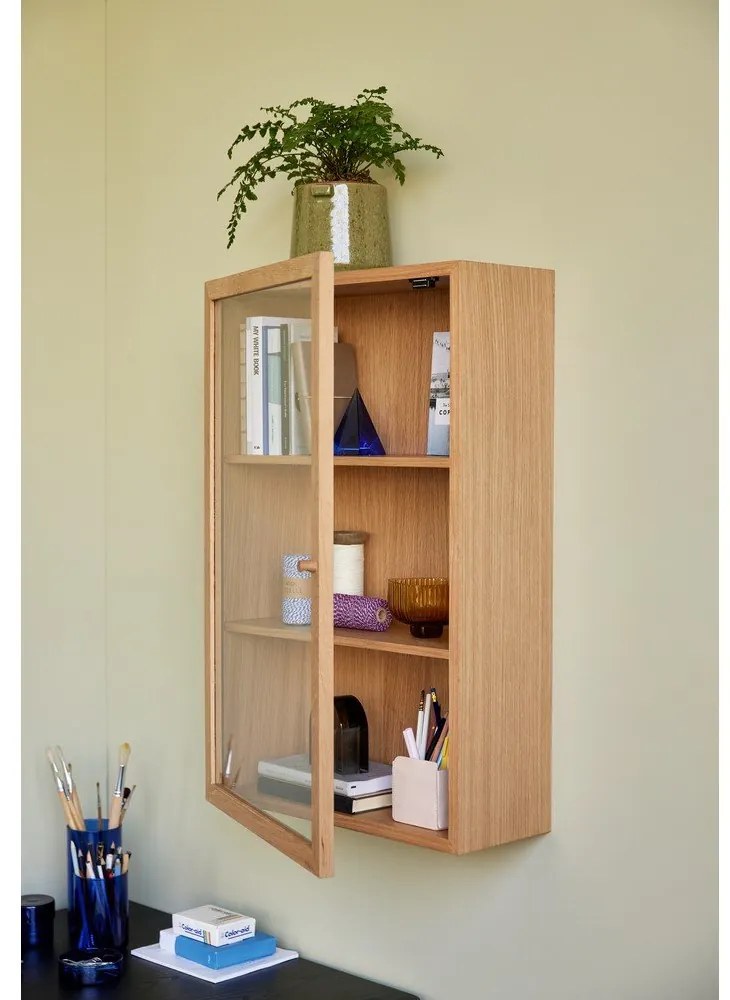 Závesná vitrína v dekore duba v prírodnej farbe 50x80 cm Panorama – Hübsch