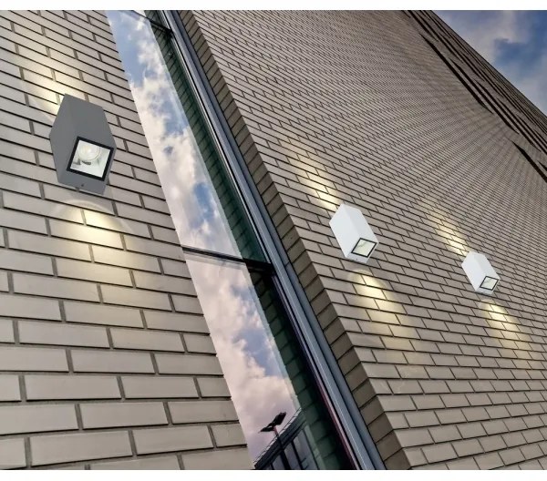 Azzardo AZ3322 - Vonkajšie nástenné svietidlo JAKE 2xGU10/35W/230V IP54