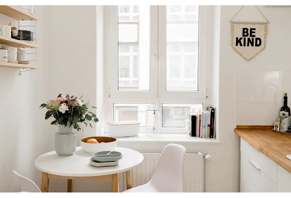 Svetlomodrý silikónový detský tanier 19x20,5 cm – Kindsgut