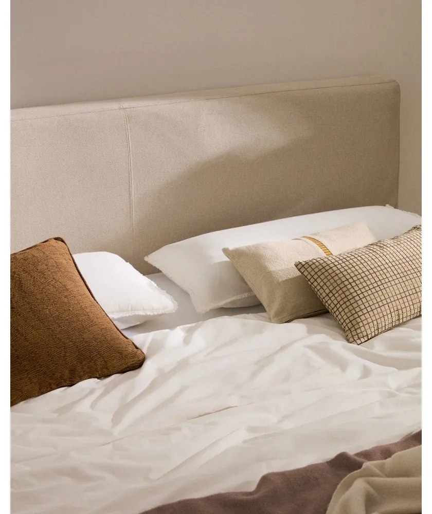 Béžová čalúnená jednolôžková posteľ bez roštu 90x200 cm Blok – Kave Home