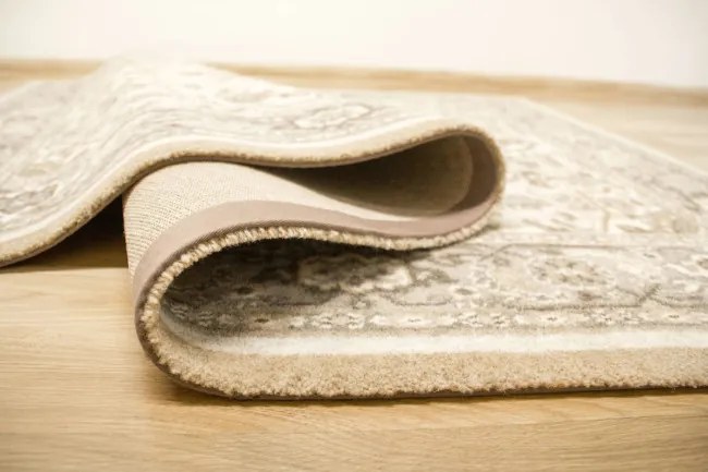 Koberec Tempo-B Harvey Svetlosivý