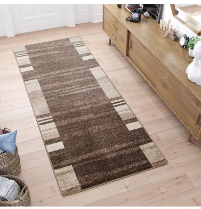 Behúň SARI 3443A 3UX tmavohnedý - Výpredaj