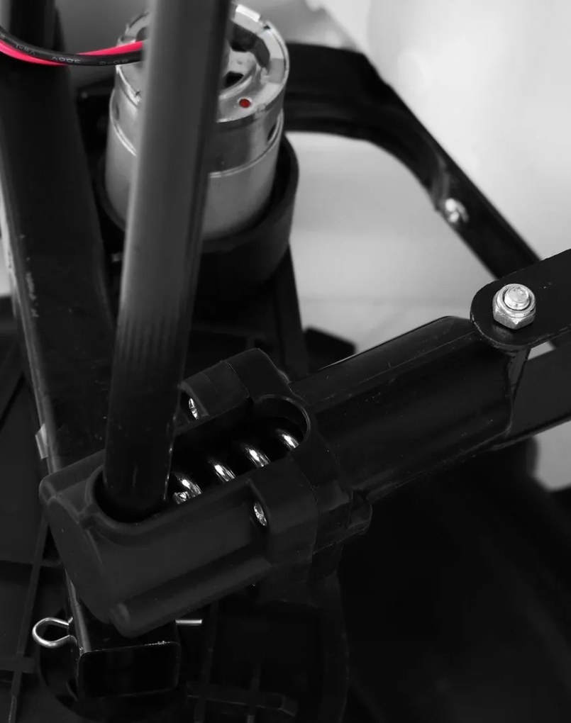 RAMIZ ELEKTRICKÉ AUTÍČKO JEEP ALL TERRAIN - NELAKOVANÉ - BIELE - 2 x 45W - 12V/7Ah - 2022