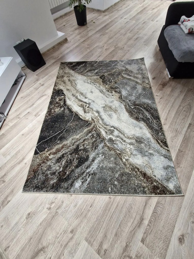 Dekorstudio Moderný koberec do obývačky VILLA - vzor 47 Rozmer koberca: 120x170cm