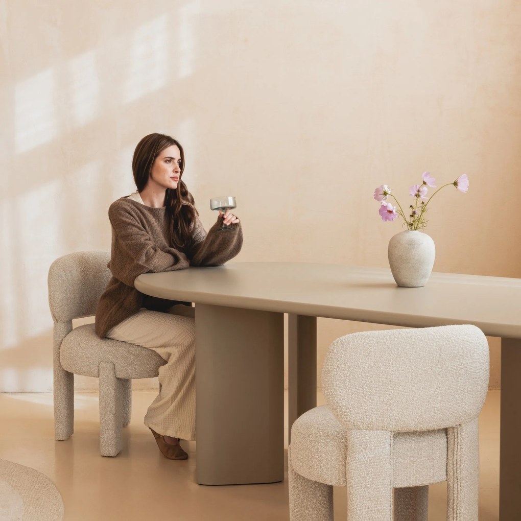 Jídelní oválný stůl Lima 220 cm  tmavě béžový