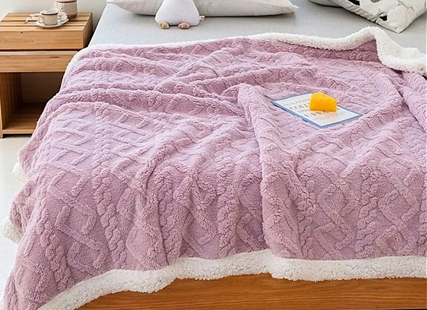 DEKA ružová a biela MikroPlyš 150x200 cm